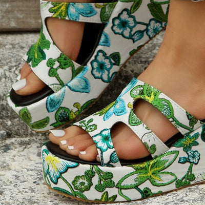 BEAUTIFUL I AM Cutout Floral Peep Toe Sandals Shoes