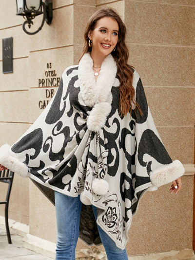 BEAUTIFUL I AM Faux Fur Trim Poncho