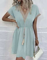 BEAUTIFUL I AM Contrast V-Neck Tassel Tie Dress