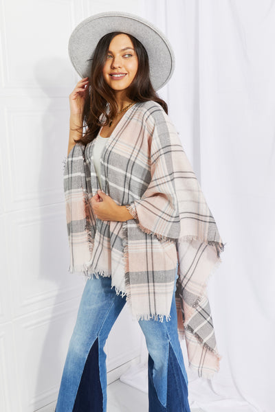 BEAUTIFUL I AM Leto Punch of Plaid Lightweight Poncho Cardigan